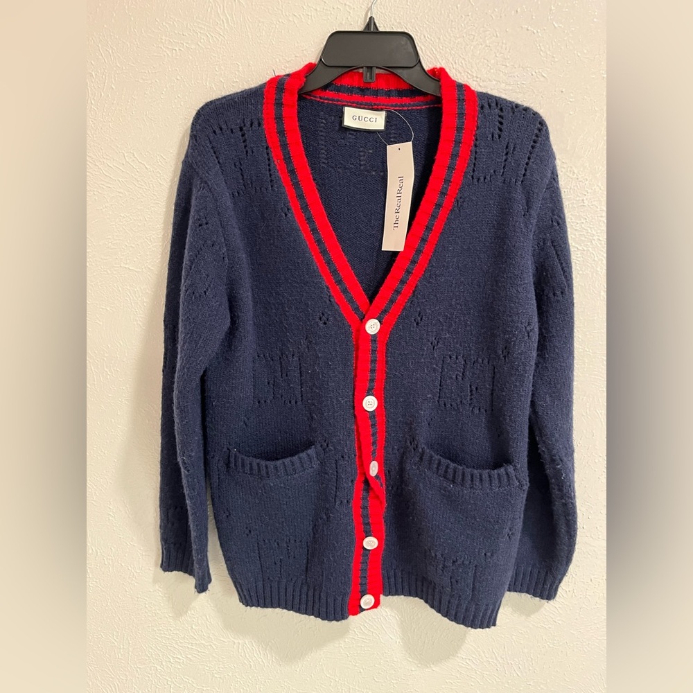 Gucci GG Perforated Wool V-Neck Cardigan Navy Blue/Red Men’s Size Medium